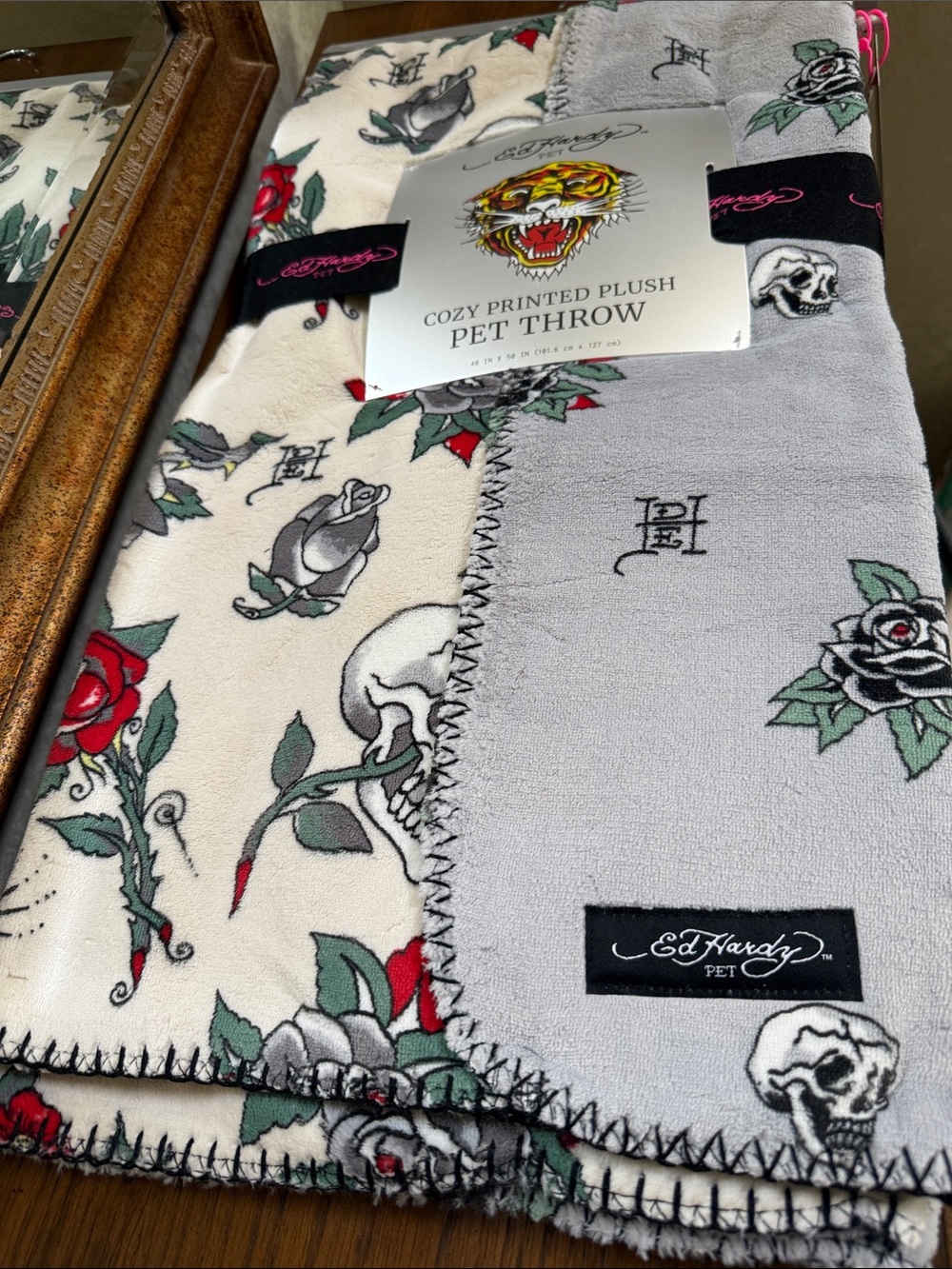 Ed Hardy Gray, Cream & Red Rose Soft Plush Pet Throw. Size 40” x 50”.